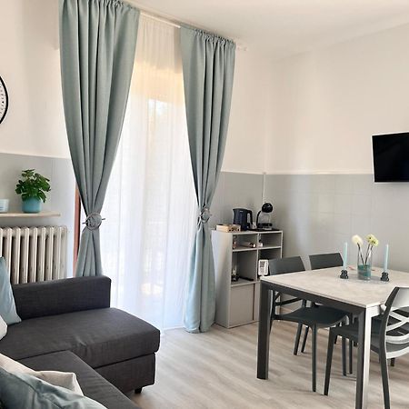 אוריו אל סריו G&L Airport Apartment In Bgy מראה חיצוני תמונה